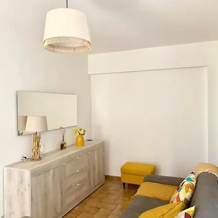 Bluemarine Beachfront 1