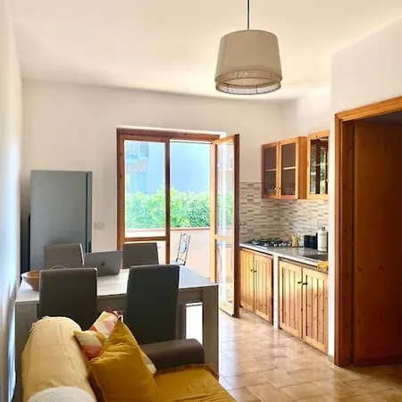 Bluemarine Beachfront 1 Apartment Riposto