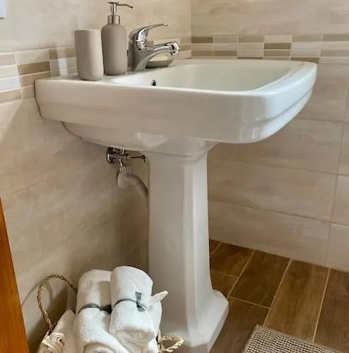 Apartamento Bluemarine Beachfront 1 *